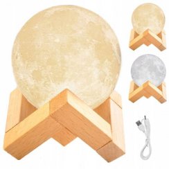 Lampička mesiac s dreveným stojanom