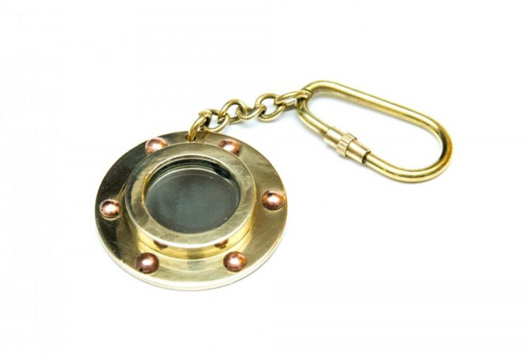 Keyring with mirror and window