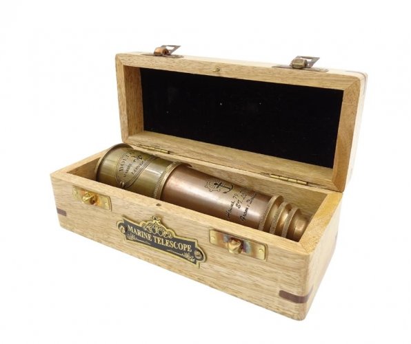 Retro binoculars in wooden box
