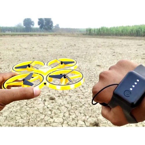 Dron sterowany ruchem ręki