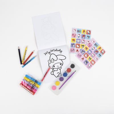 Coloring set in Hello Kitty backpack