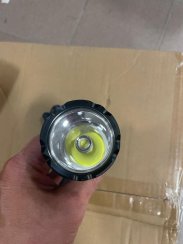 Taktická LED svítilna s akumulátorem 26650 3400 mAh