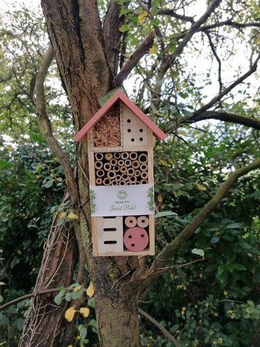 Insect hotel 13 x 8.5 x 26 cm