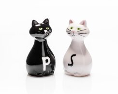 Salt and pepper shakers - CATS