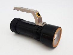 LED flashlight 8000 ZOOM