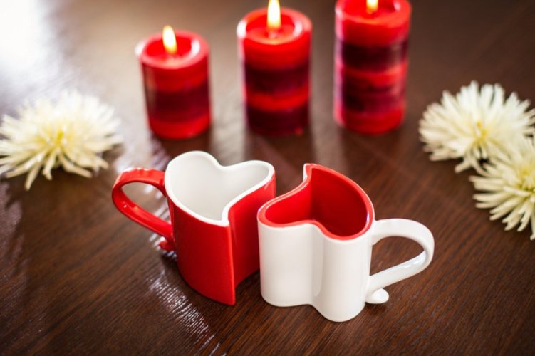 Romantic red and white ceramic cups