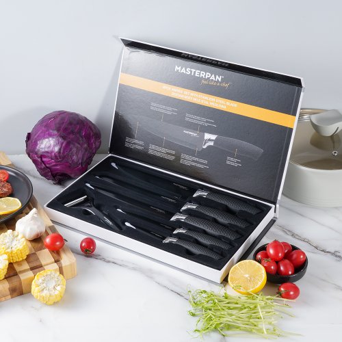 Set of kitchen knives with non-stick surface - 6 pcs