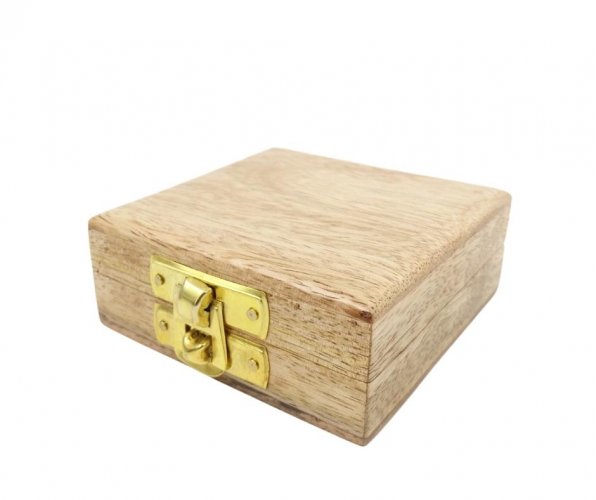 Keychain Rescue ring in wooden box