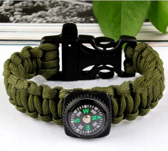 Survival bracelet with compass green