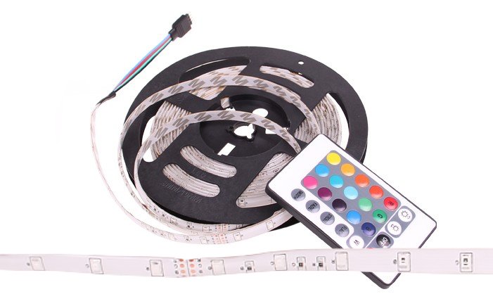 LED pásek 5 metrů - RGB